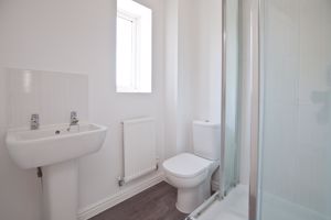 En-suite- click for photo gallery